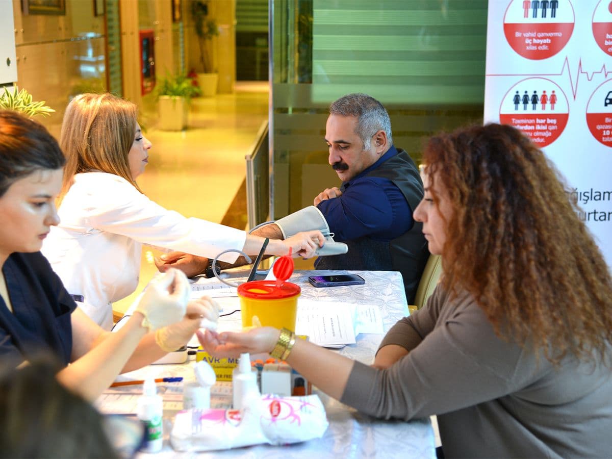 “Azpetrol” şirkətində "Konstitusiya və Suverenlik ili" çərçivəsində qanvermə aksiyası keçirilib