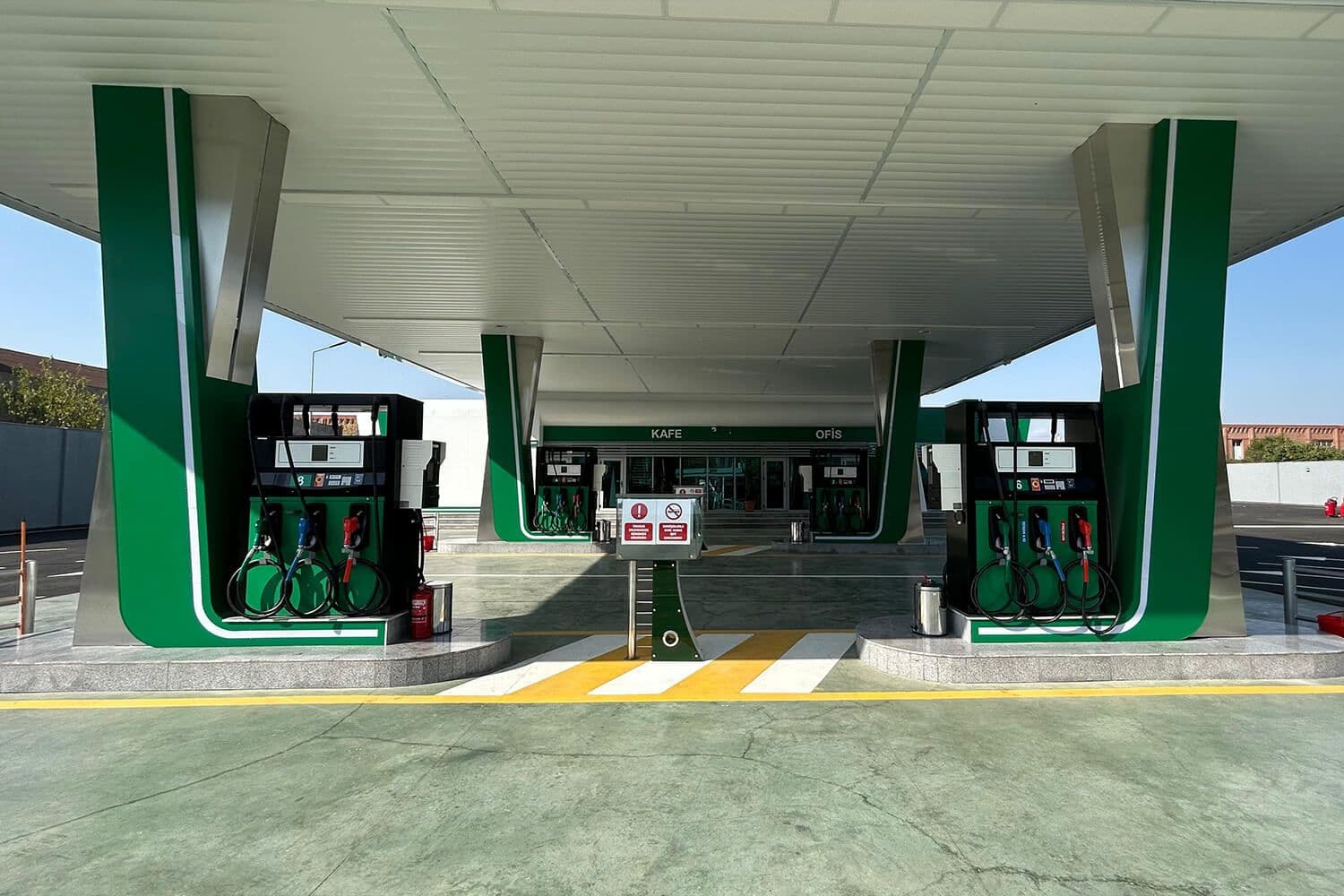 “Azpetrol” şirkəti yanacaqdoldurma məntəqələrinin sayını 109- a çatdırdı.