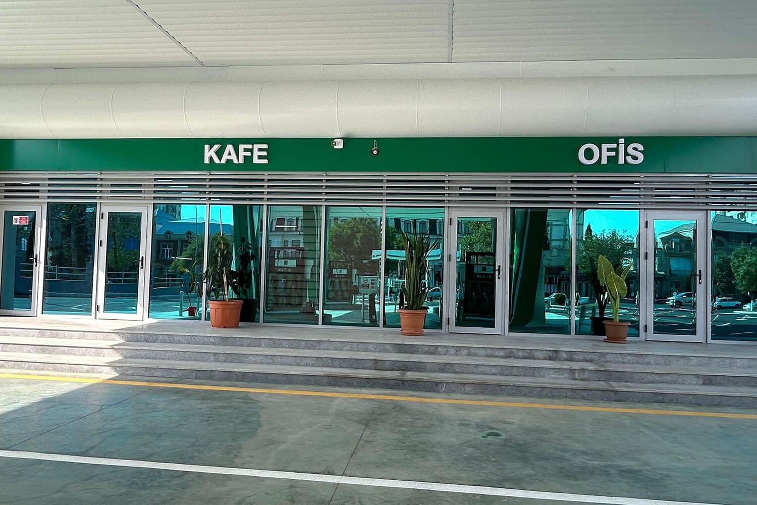 “Azpetrol” şirkəti yanacaqdoldurma məntəqələrinin sayını 109- a çatdırdı.