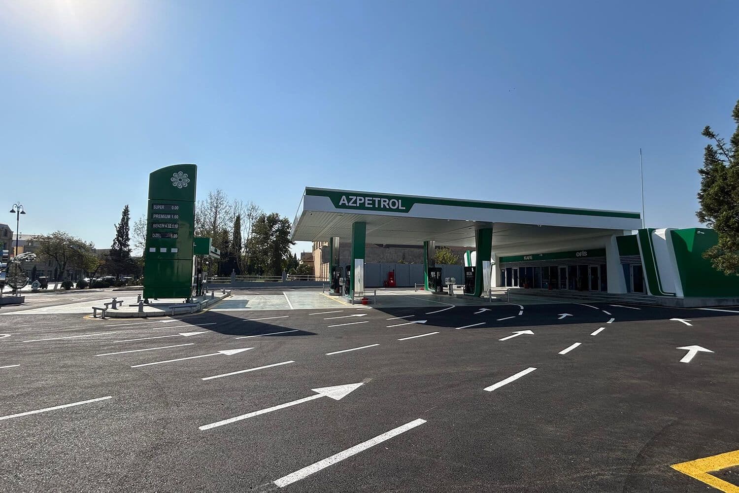 “Azpetrol” şirkəti yanacaqdoldurma məntəqələrinin sayını 109- a çatdırdı.